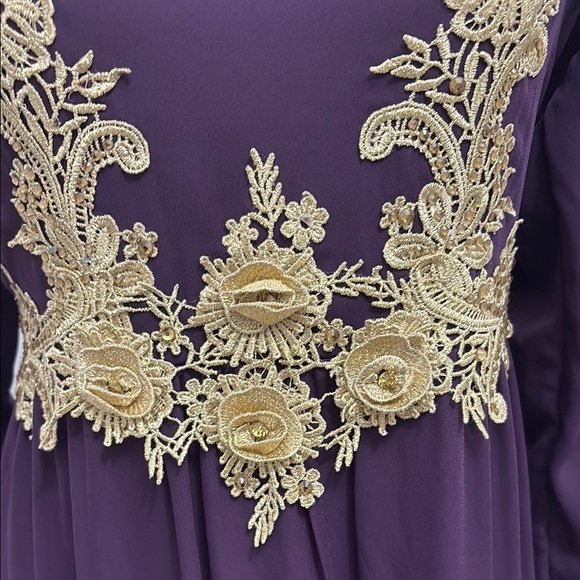 Regal Purple Gown with Gold Detailing - Picture 7 of 14